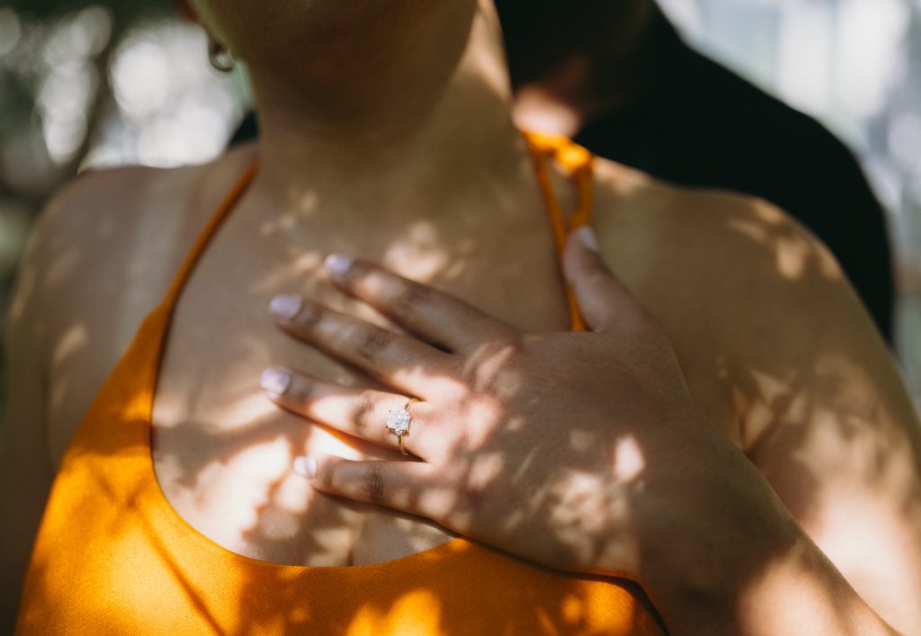 PAIGE + CHRIS - AESTHETIC TEXAS DISCOVERY GARDENS ENGAGEMENT SESSION - DALLAS, TEXAS